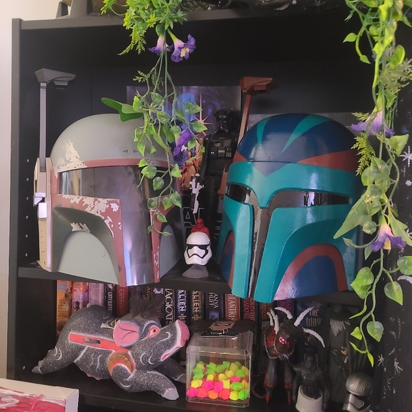 Meet your Posher, Avey - Picture 2 of 8